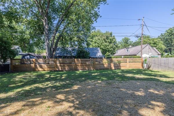 Sheffield Lake, OH 44054,4915 Beachwood DR