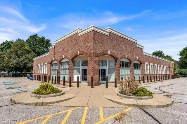 Wellington, OH 44090,267 N Main ST