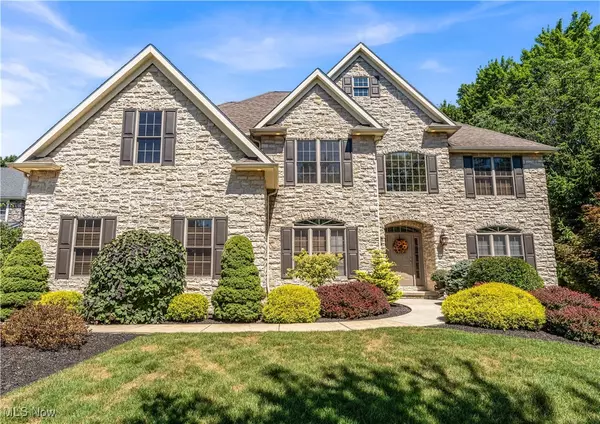 6345 Williams DR, Broadview Heights, OH 44147