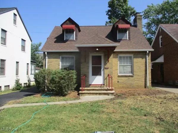 Cleveland Heights, OH 44118,3703 Bainbridge RD