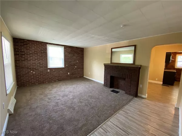 Cleveland, OH 44102,3190 W 70th ST