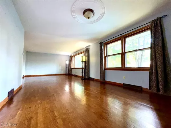 Youngstown, OH 44512,767 Forest Ridge DR