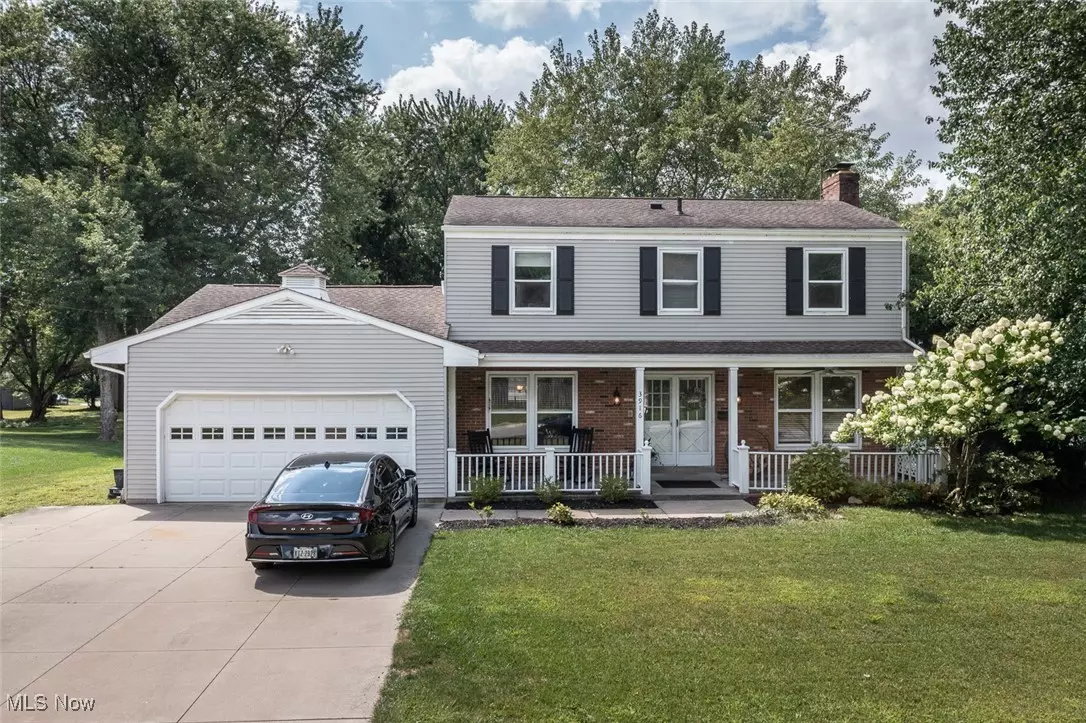 Stow, OH 44224,3916 Englewood DR