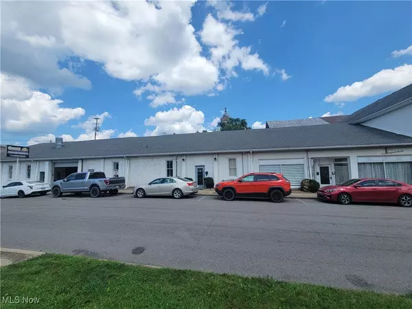 Cadiz, OH 43907,W Warren & S Main ST