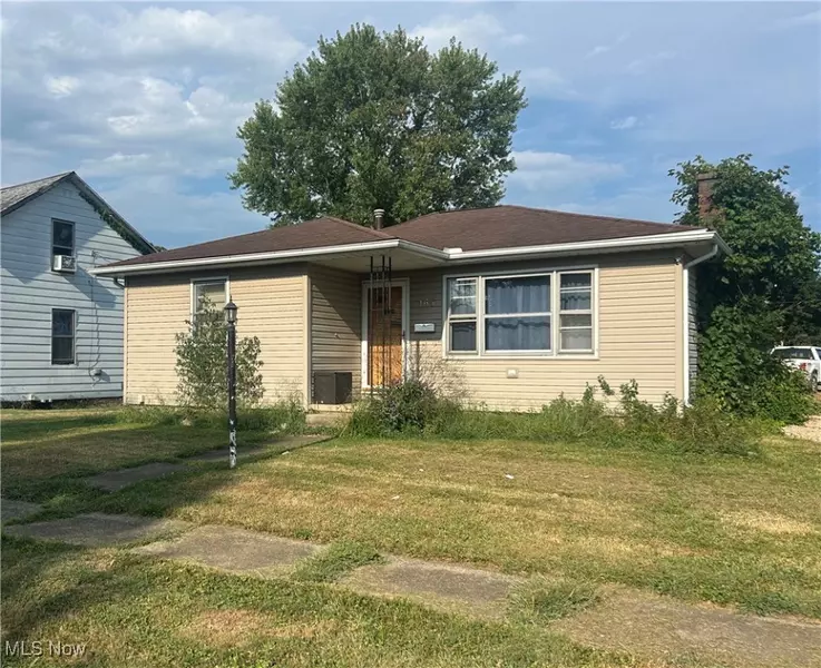 465 Spaulding AVE, Newcomerstown, OH 43832