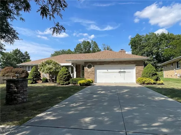 7237 Lakeview DR, Parma, OH 44129