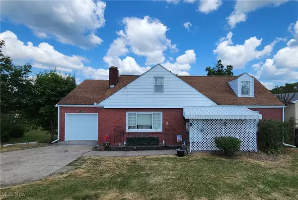 1515 Cadiz RD, Wintersville, OH 43953