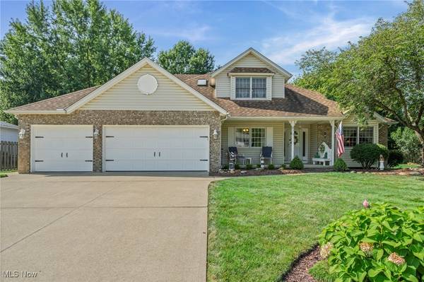 675 Juniper LN, Brunswick, OH 44212