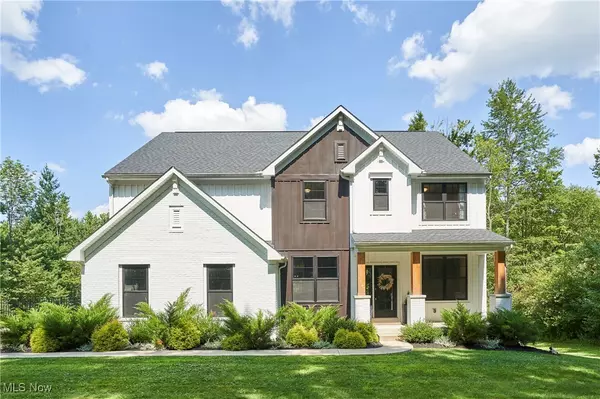 7754 Bainbridge RD, Chagrin Falls, OH 44023