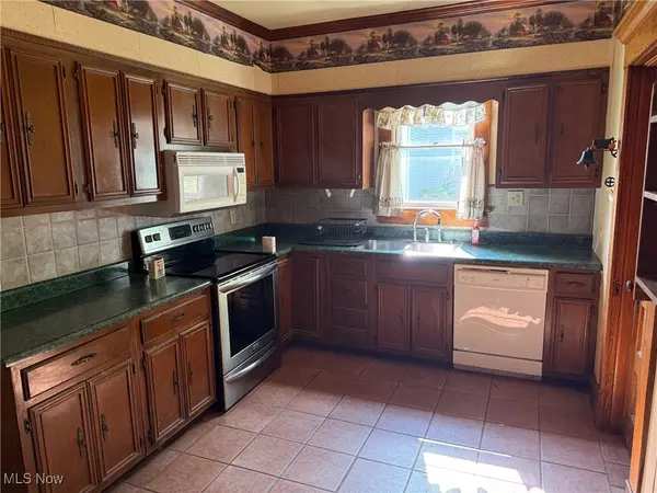 Rayland, OH 43943,224 Hill ST