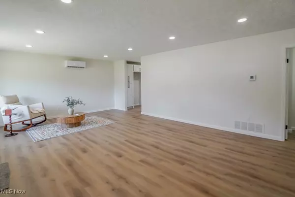 Kent, OH 44240,1429 Brookdale LN