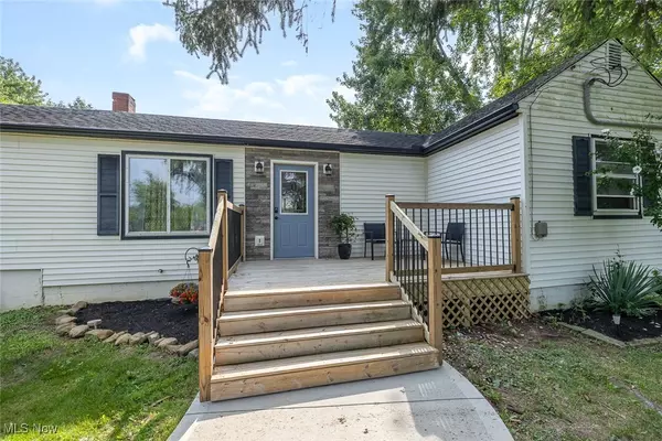 Hinckley, OH 44233,1966 Mattingly RD