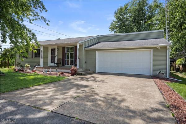 319 Ironwood RD, Huron, OH 44839