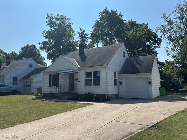 South Euclid, OH 44124,4742 Anderson RD