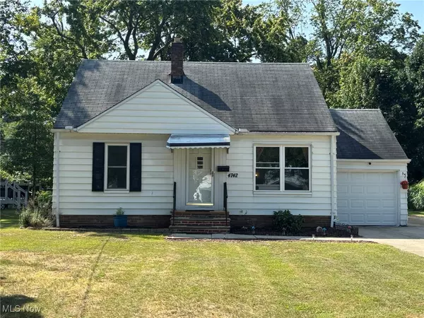 4742 Anderson RD, South Euclid, OH 44124