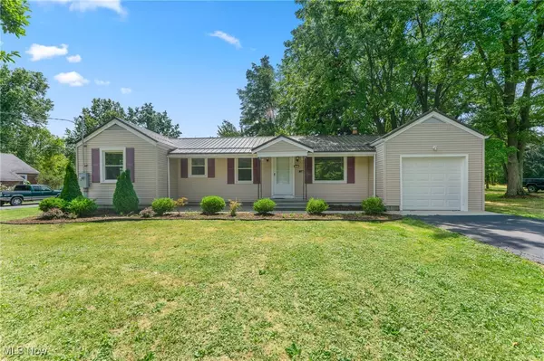 5231 W Rockwell, Youngstown, OH 44515