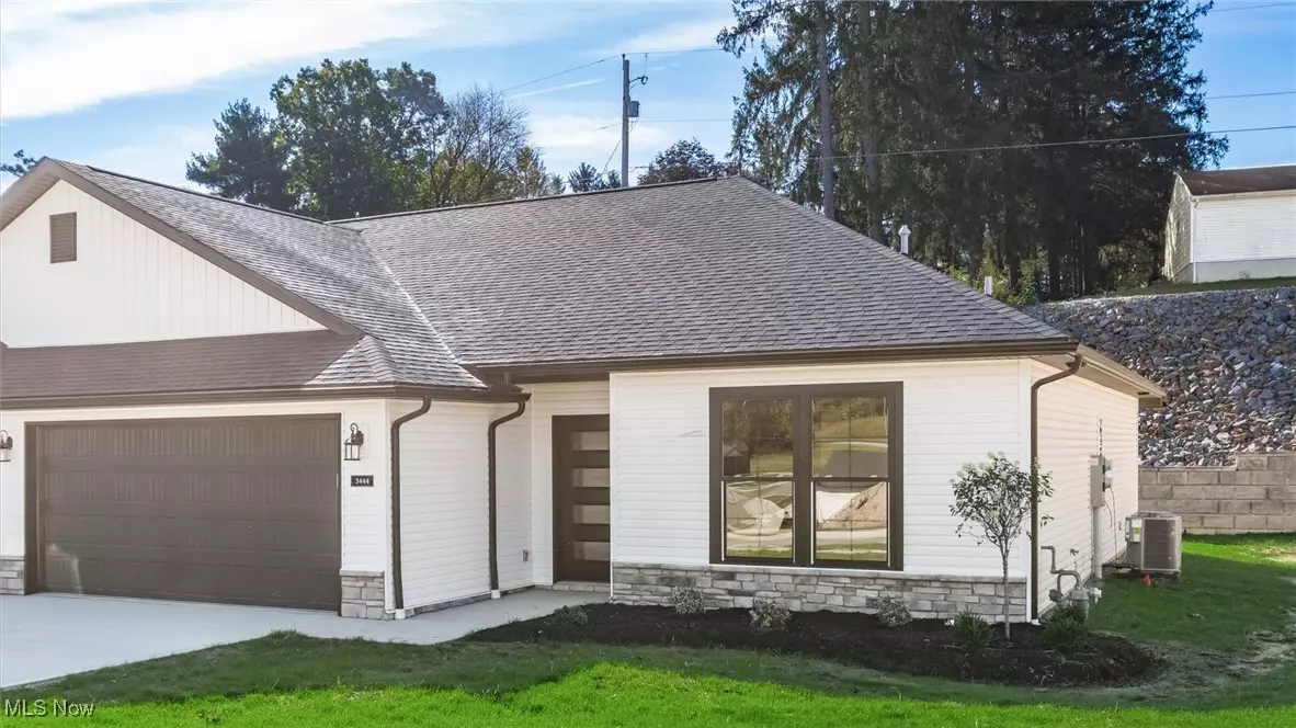 Zanesville, OH 43701,3444 Jamestown DR