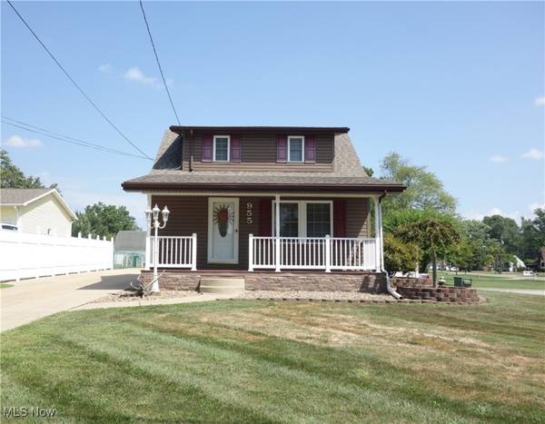 955 Center RD, New Franklin, OH 44216