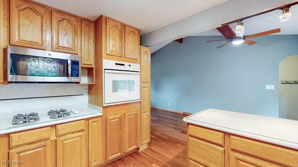 Barberton, OH 44203,3371 Brenner RD