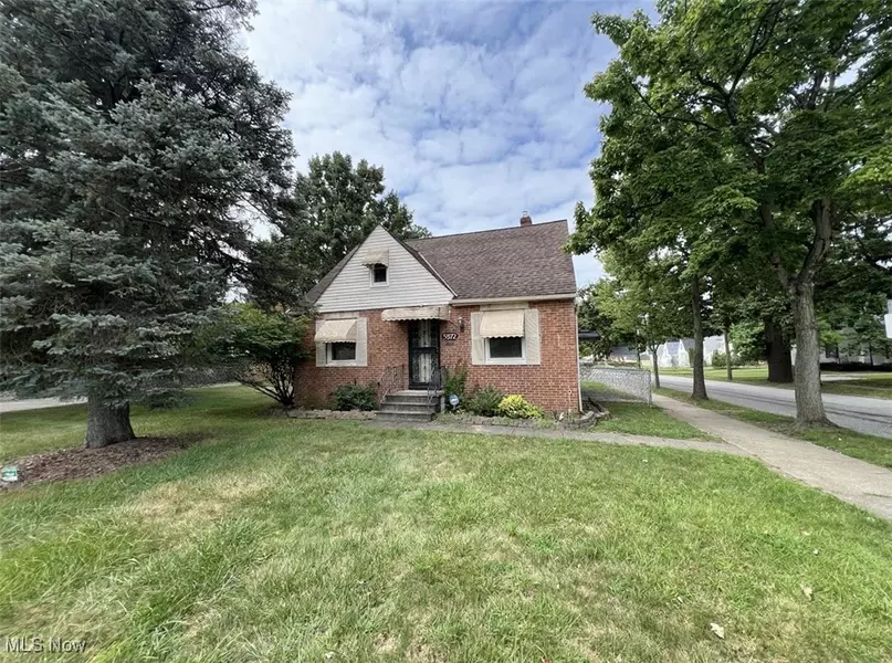 5572 South BLVD, Maple Heights, OH 44137