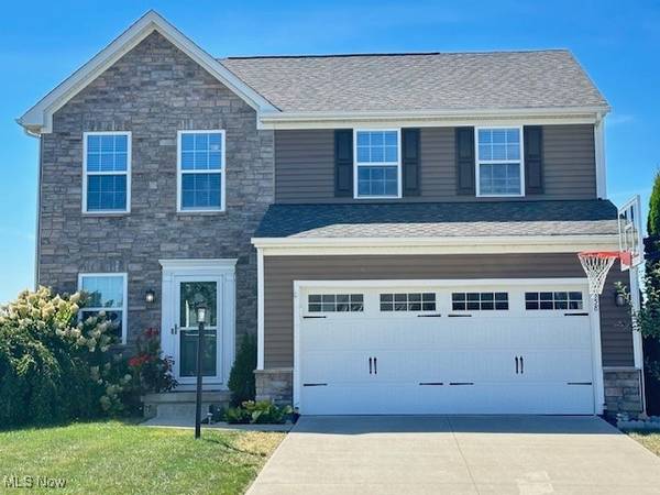 9358 Nash LN, North Ridgeville, OH 44039