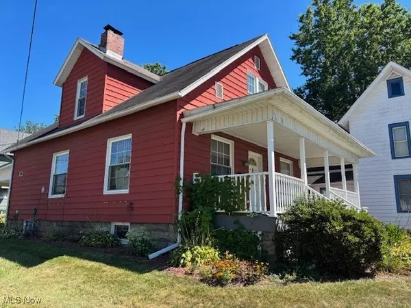 Salem, OH 44460,592 N Lincoln AVE