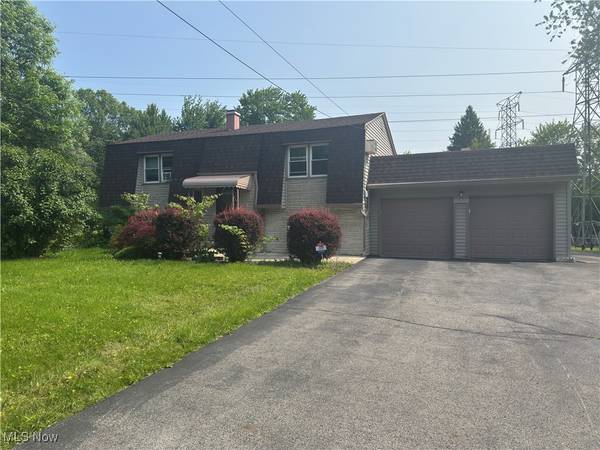 3917 S Schenley AVE, Youngstown, OH 44511