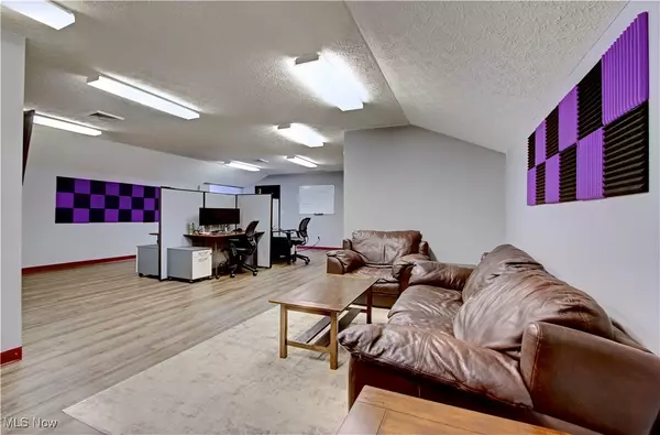 Avon, OH 44011,37460 Colorado AVE