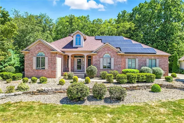 2760 Ravine RUN, Cortland, OH 44410