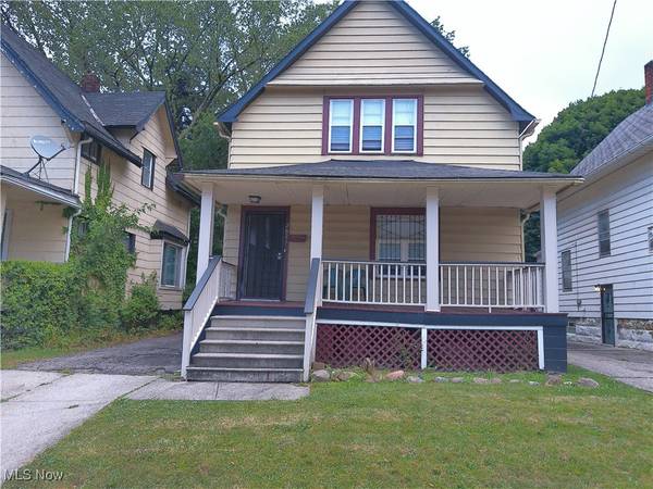 2621 E 121st ST, Cleveland, OH 44120