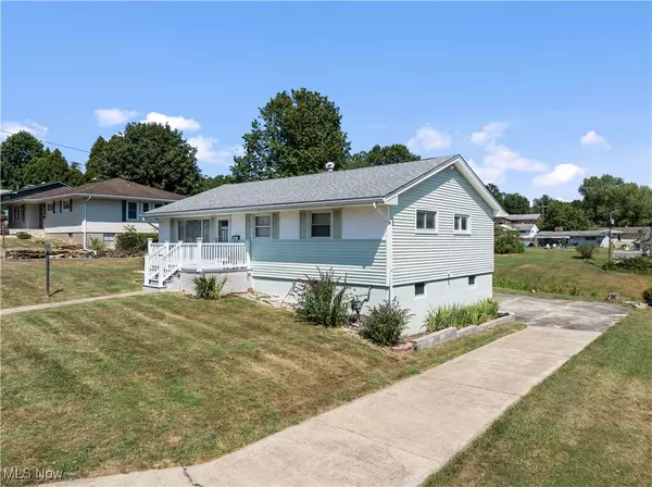 St Clairsville, OH 43950,116 Coroline DR