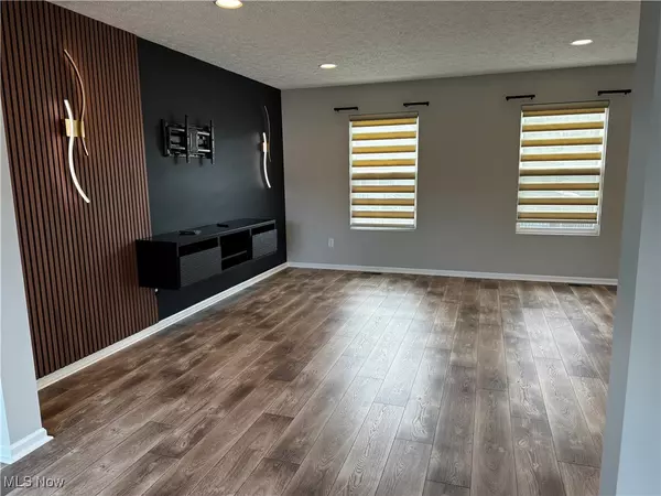 Lorain, OH 44053,3472 Magnolia DR