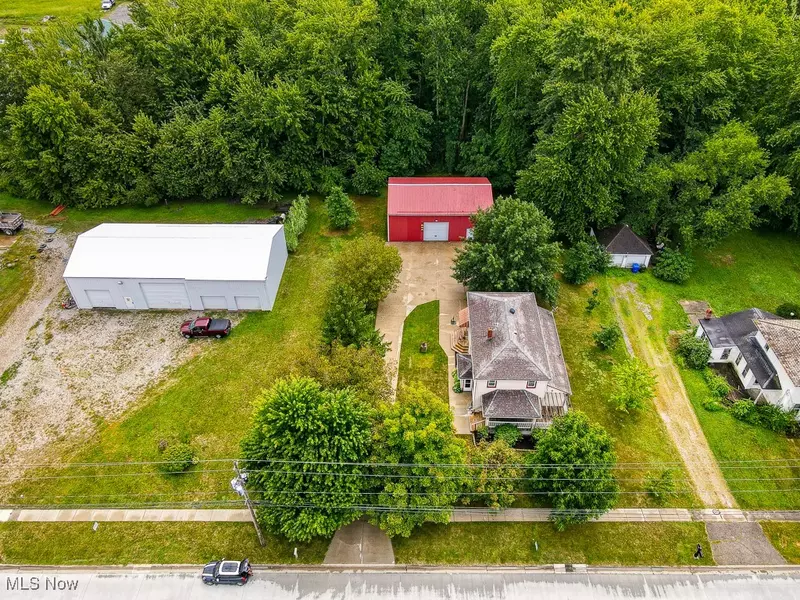 110 - 122 Railroad ST, Lagrange, OH 44050