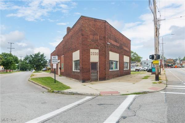 2030 Broadview RD, Cleveland, OH 44109