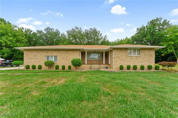 213 Struthers Liberty RD, Youngstown, OH 44505