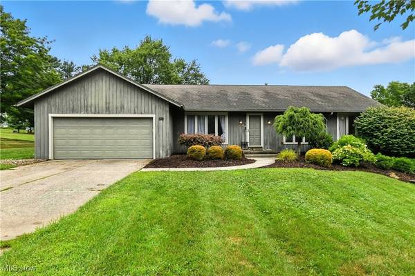 20 Norfolk DR, Lexington, OH 44904