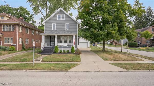 707 Sackett AVE, Cuyahoga Falls, OH 44221