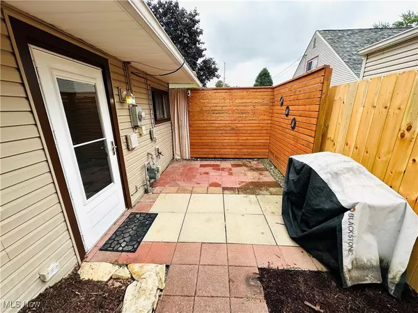 Austintown, OH 44515,250 N Edgehill AVE