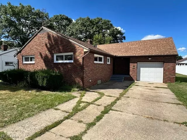 Canton, OH 44709,815 34th ST NW