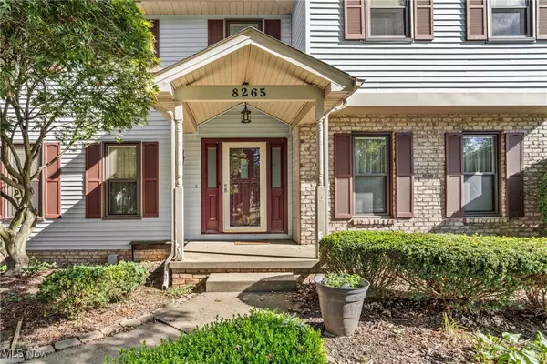 Poland, OH 44514,8265 Hilltop DR