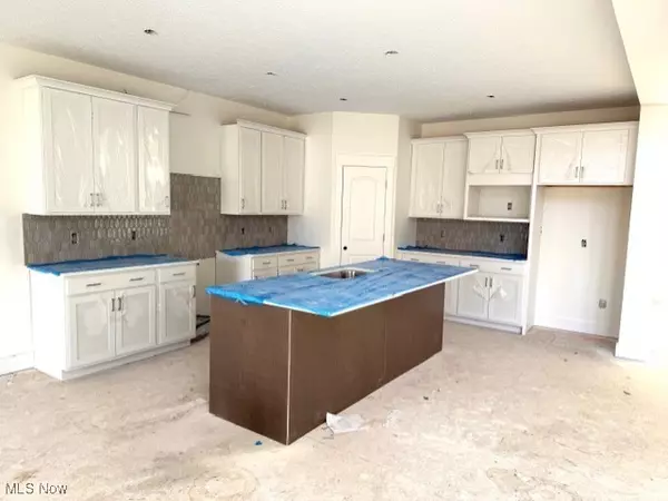 Akron, OH 44333,3807 Overlook CT