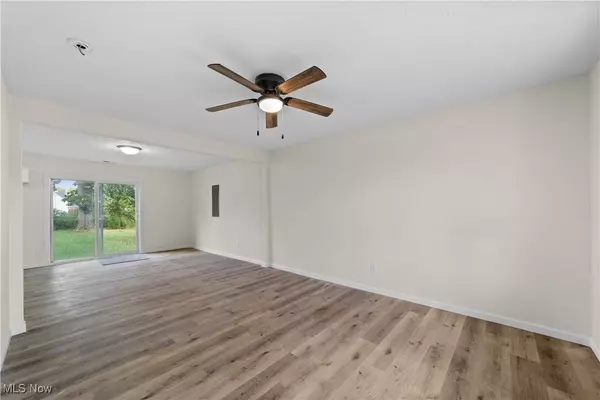 Elyria, OH 44035,331 Abbe RD N