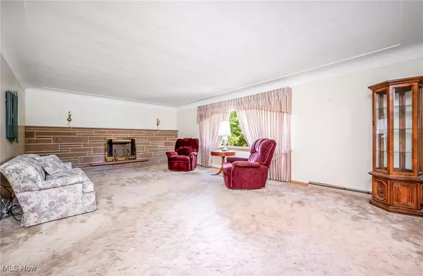 Niles, OH 44446,126 S Rhodes AVE