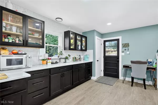 Parma, OH 44129,6143 Wareham DR