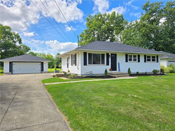 Brunswick, OH 44212,1326 Blueberry Hill DR