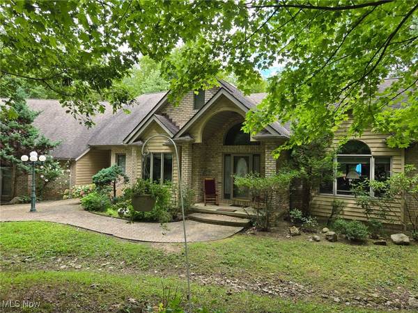 1761 King RD, Hinckley, OH 44233