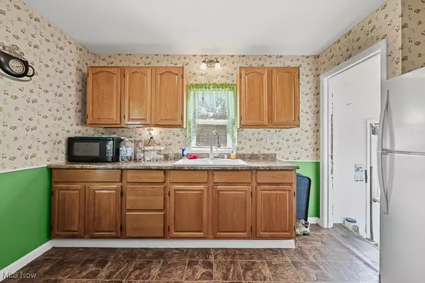 Sebring, OH 44672,1235 Elm ST