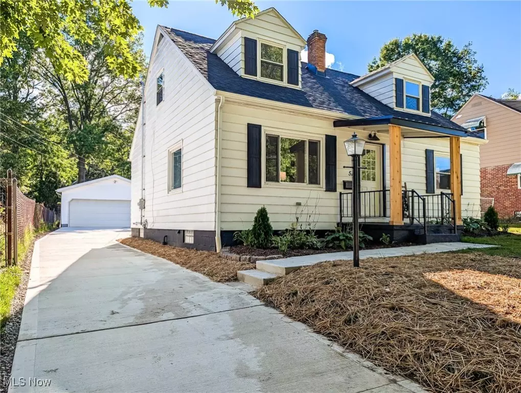 Akron, OH 44320,515 Crestview AVE