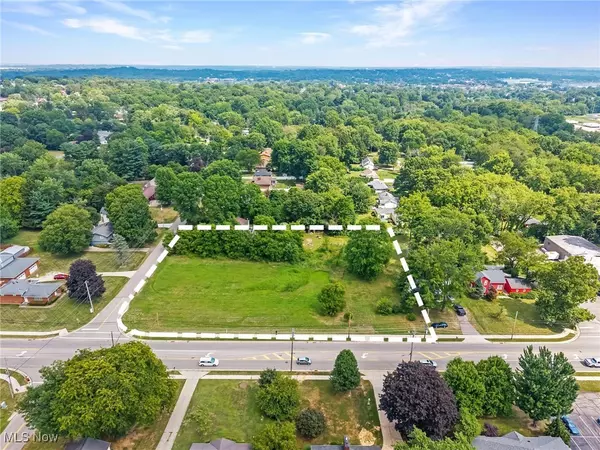4309 S Cleveland Massillon RD S, Barberton, OH 44203