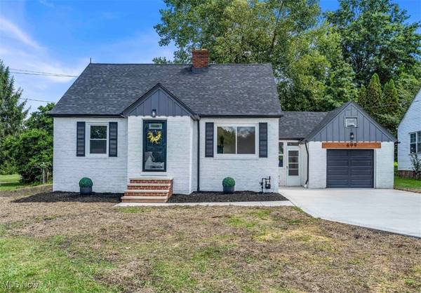 699 Trebisky RD, South Euclid, OH 44143
